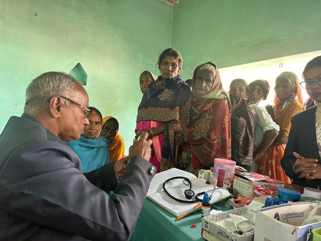 A Step Toward Better Healthcare: Free Homeopathic Mobile Clinic Inaugurated in Dhamna Village,&nbsp;Mohanpur